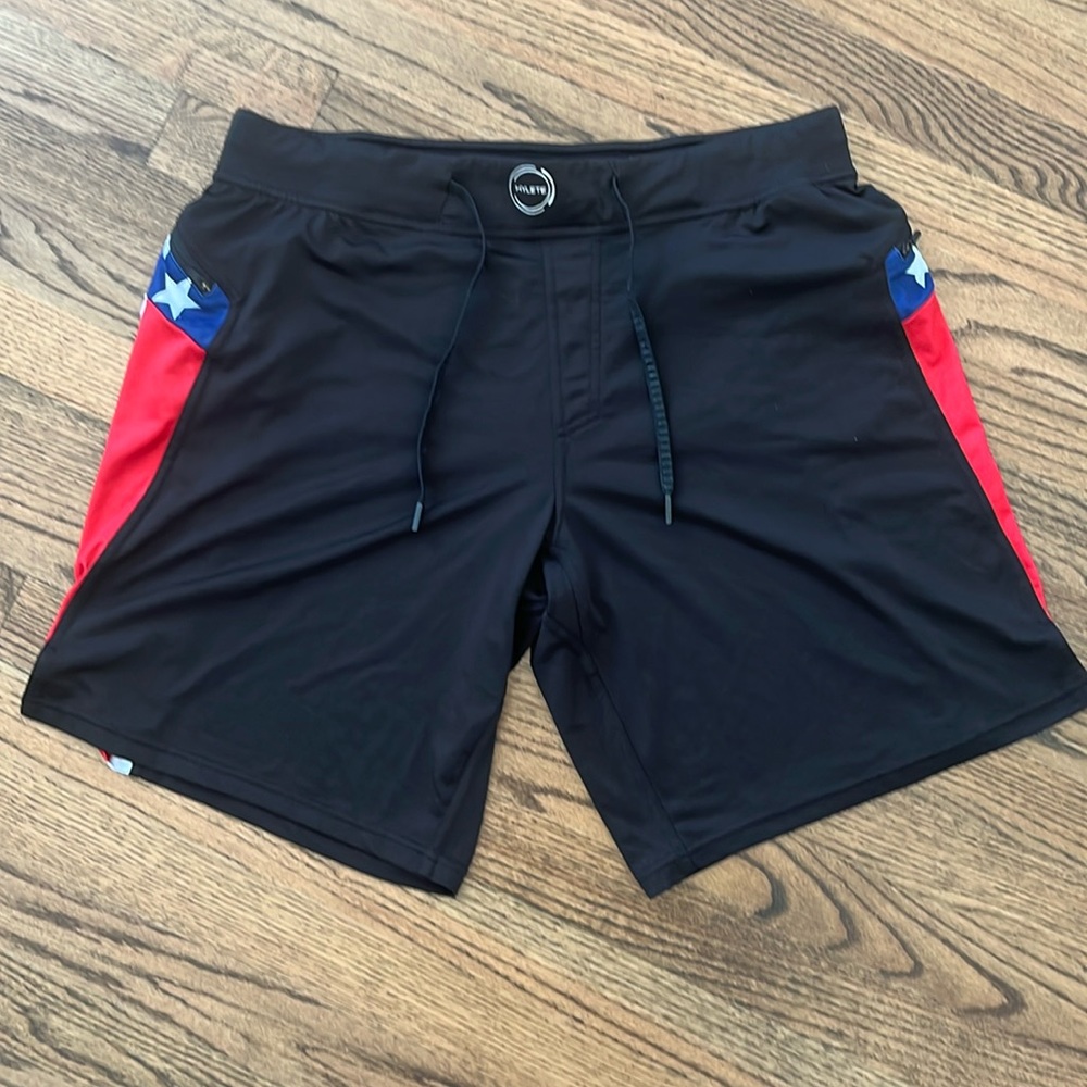 Men’s Hylete above knee shorts
